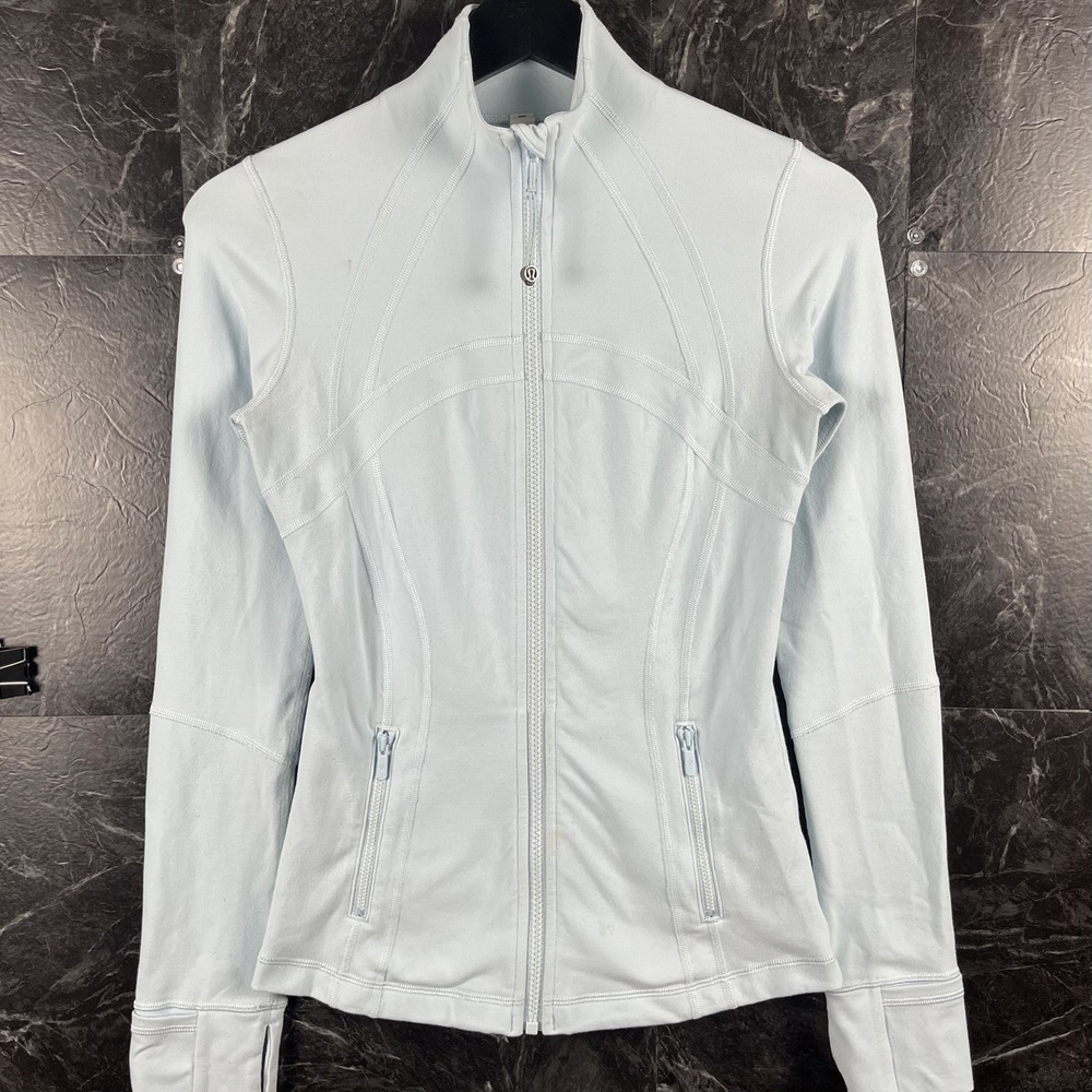 Lululemon Women's Blue Running Define Jacket Size 4 -Flaws